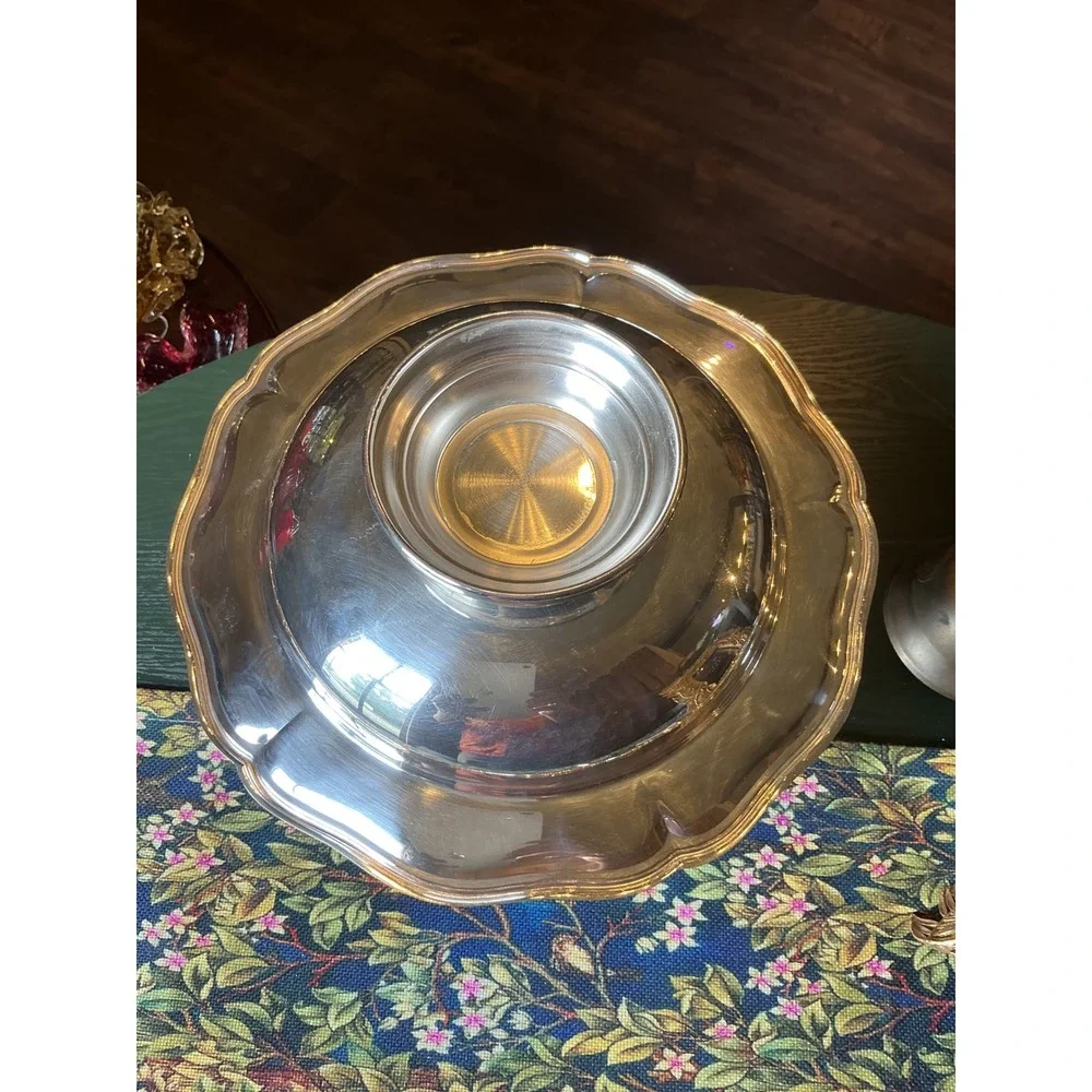 Vintage Sheridan Silver Plated‎ Scalloped Rim Round 12